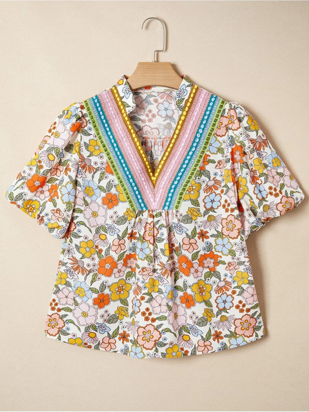 Floral V-Neck Puff Sleeve Medium Top